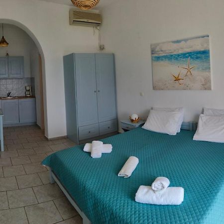 Maganas Hotel Livadi  Exterior photo